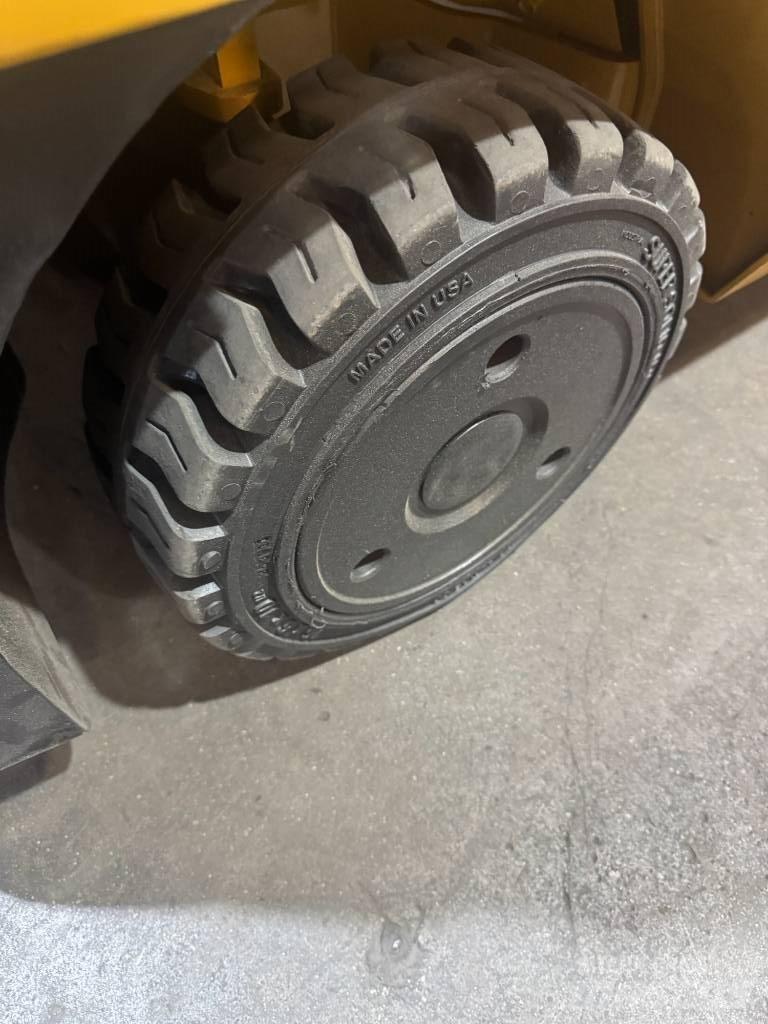 CAT 2C 6000 Misc Forklifts