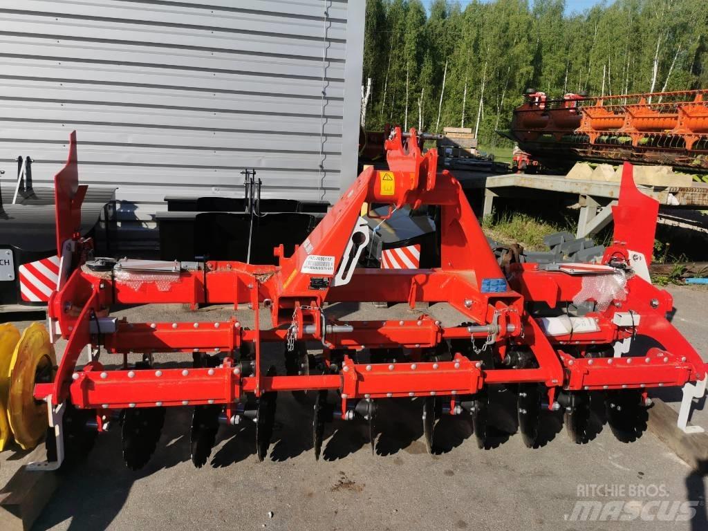 Pöttinger FOX300D Cultivators