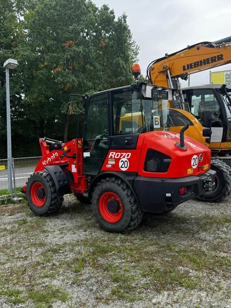 Kubota R070 Wheel Loaders
