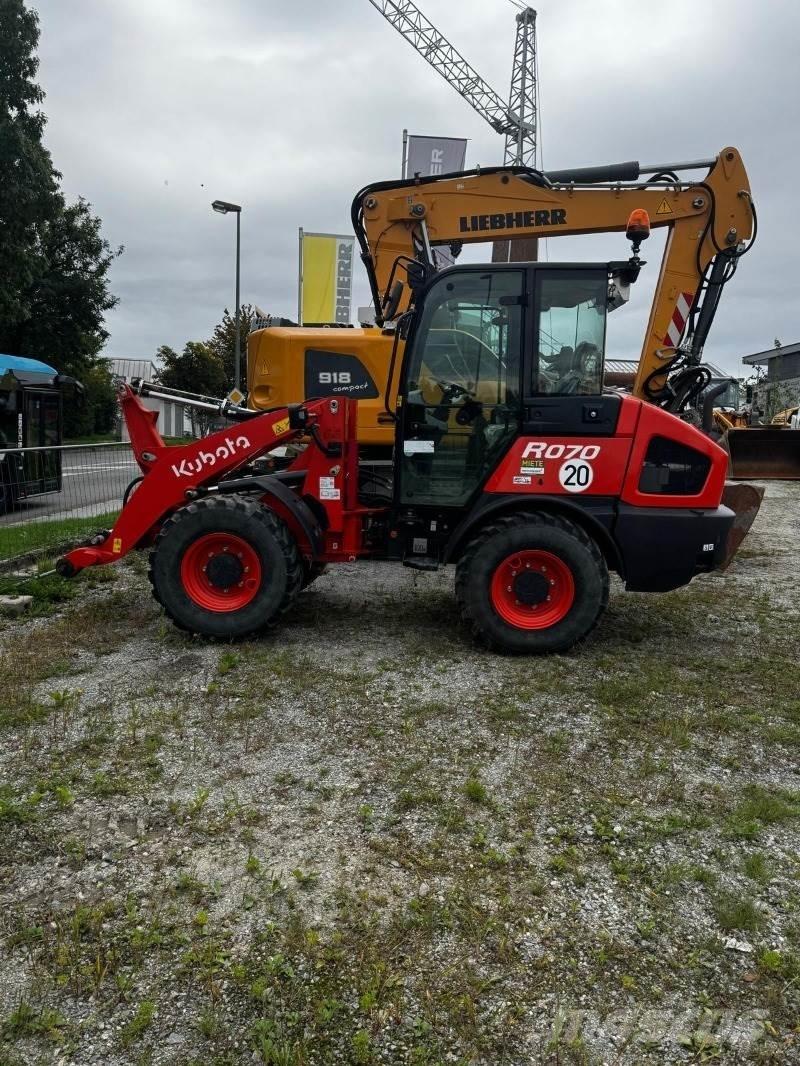 Kubota R070 Wheel Loaders