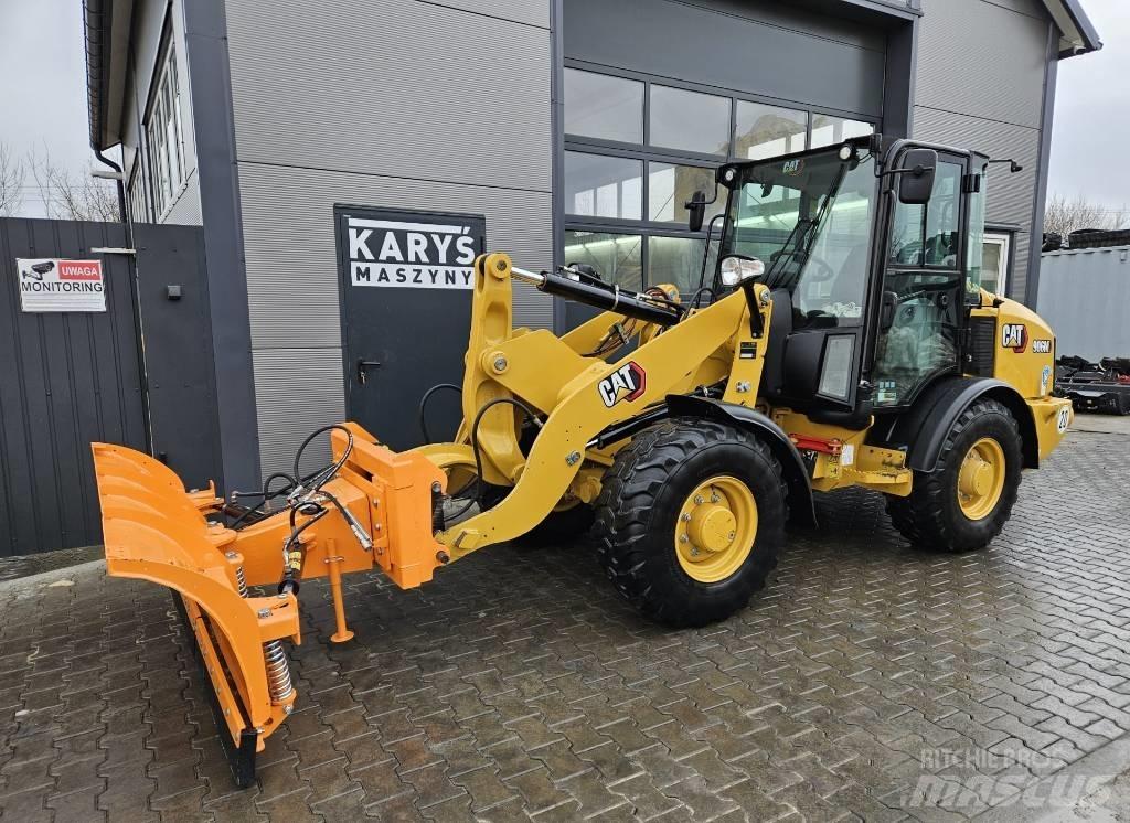CAT 906M Wheel Loaders