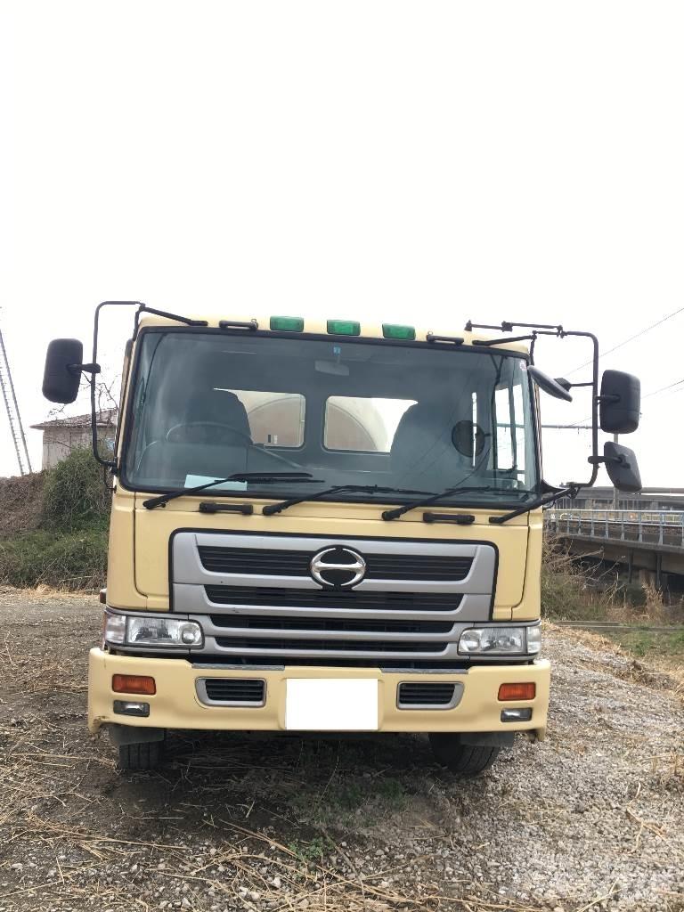Hino FS2PKG10527 Concrete Mixers