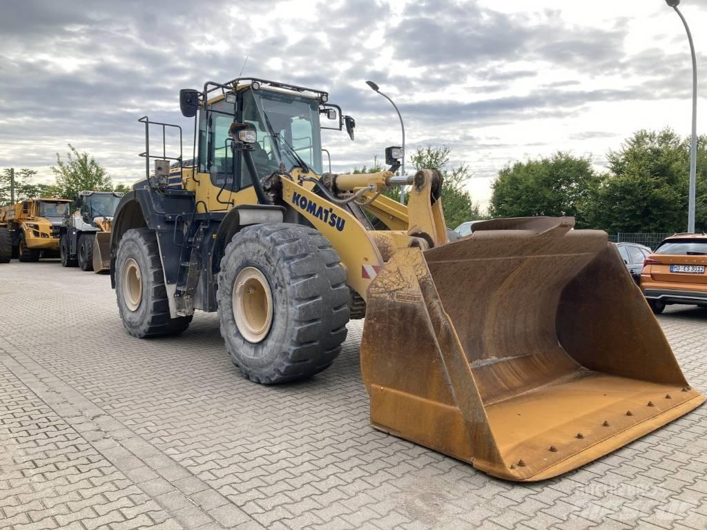 Komatsu WA 470-8 Wheel Loaders