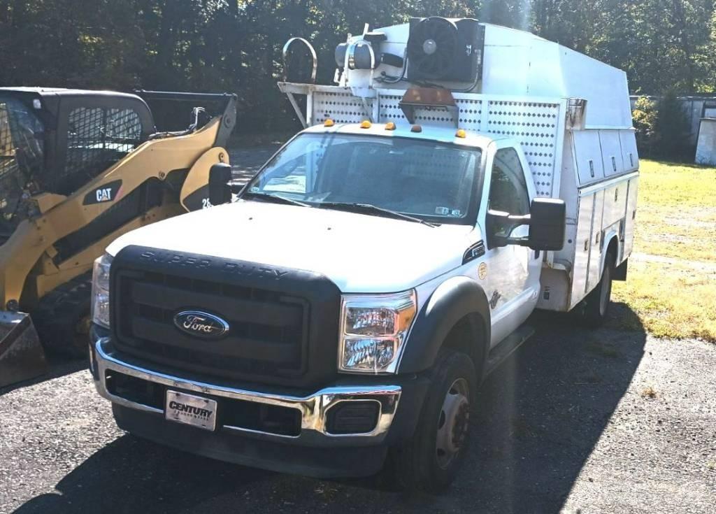Ford F 550 XL SD Work Trucks / Municipal