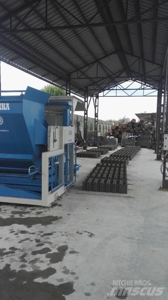 Metalika SVP-633 Concrete Block Machines