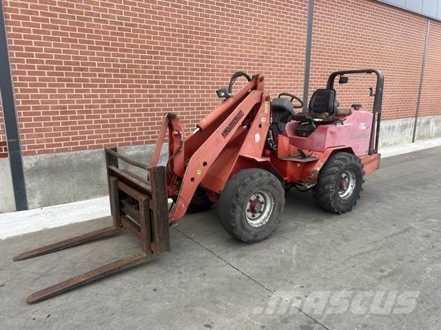 Schäffer 4048 Multi purpose loaders