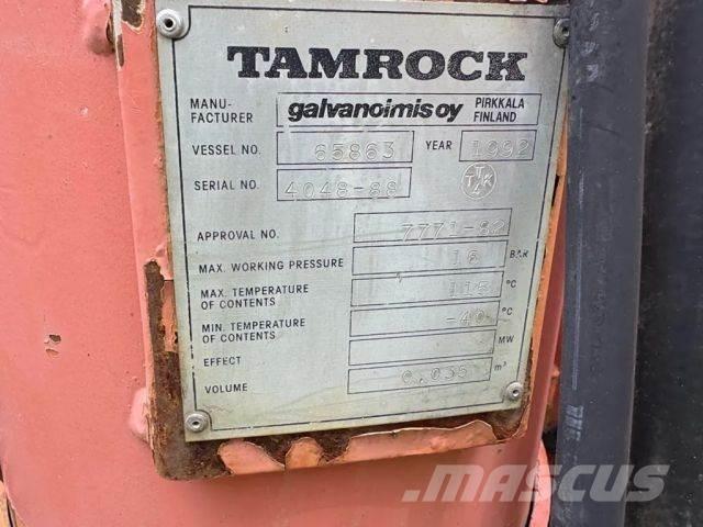 Tamrock CHA 660 Surface drill rigs