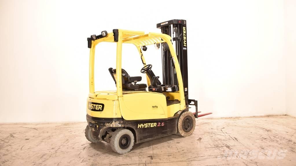 Hyster J2.5XN Electric Forklifts