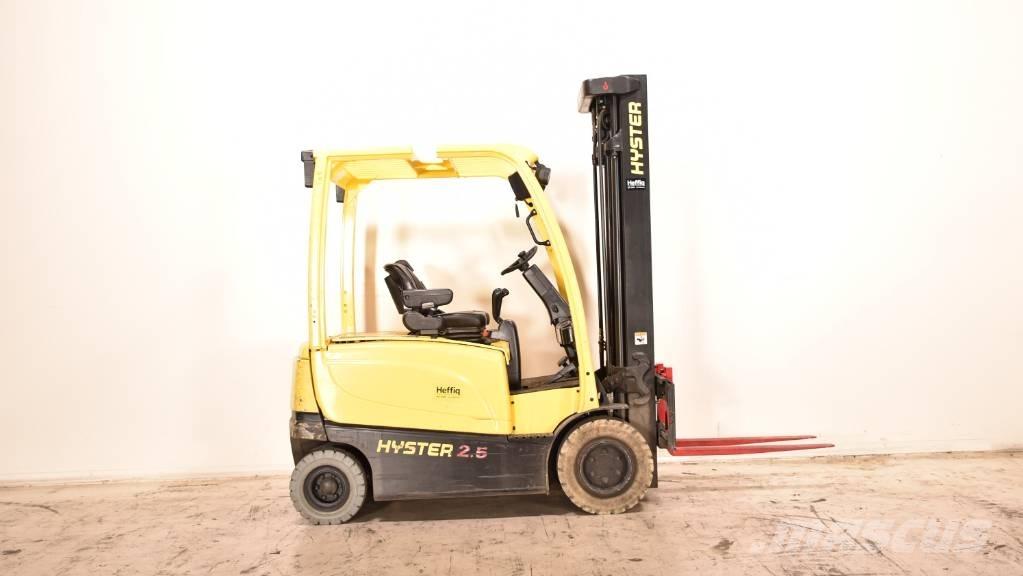 Hyster J2.5XN Electric Forklifts