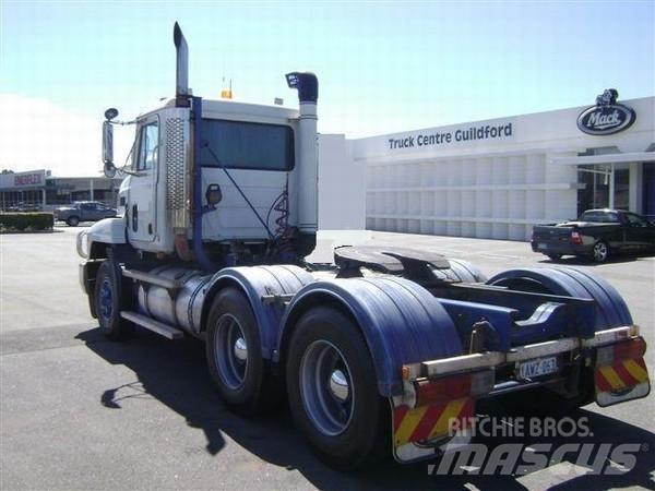 Mack Fleetliner Conventional Trucks / Tractor Trucks