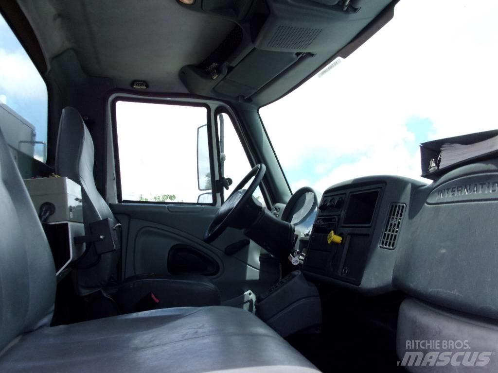International 7400 Vacuum Trucks