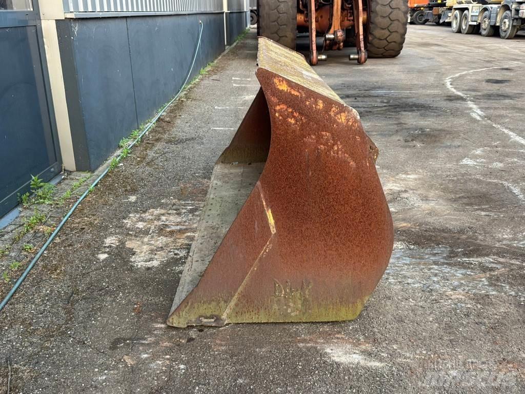  Onbekend WG-2200 Buckets