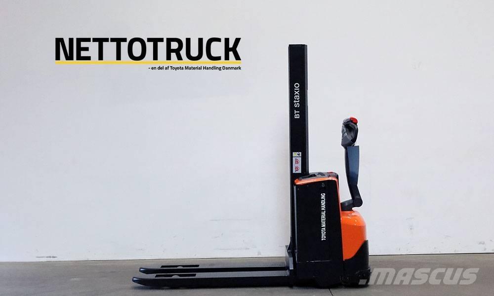 BT SWE080L Pedestrian stacker