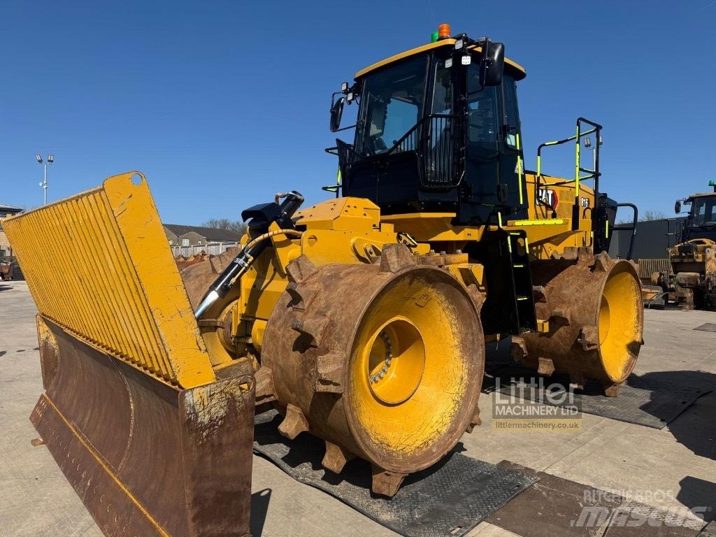 CAT 816 Landfill compactors