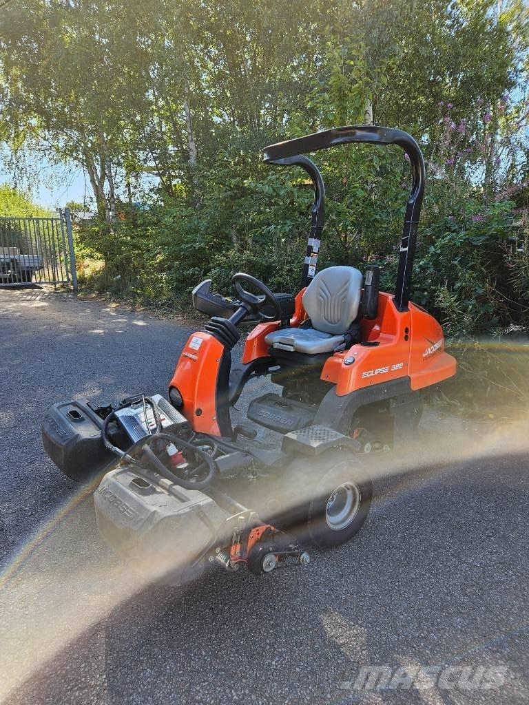Jacobsen Eclipse322 Greens mowers