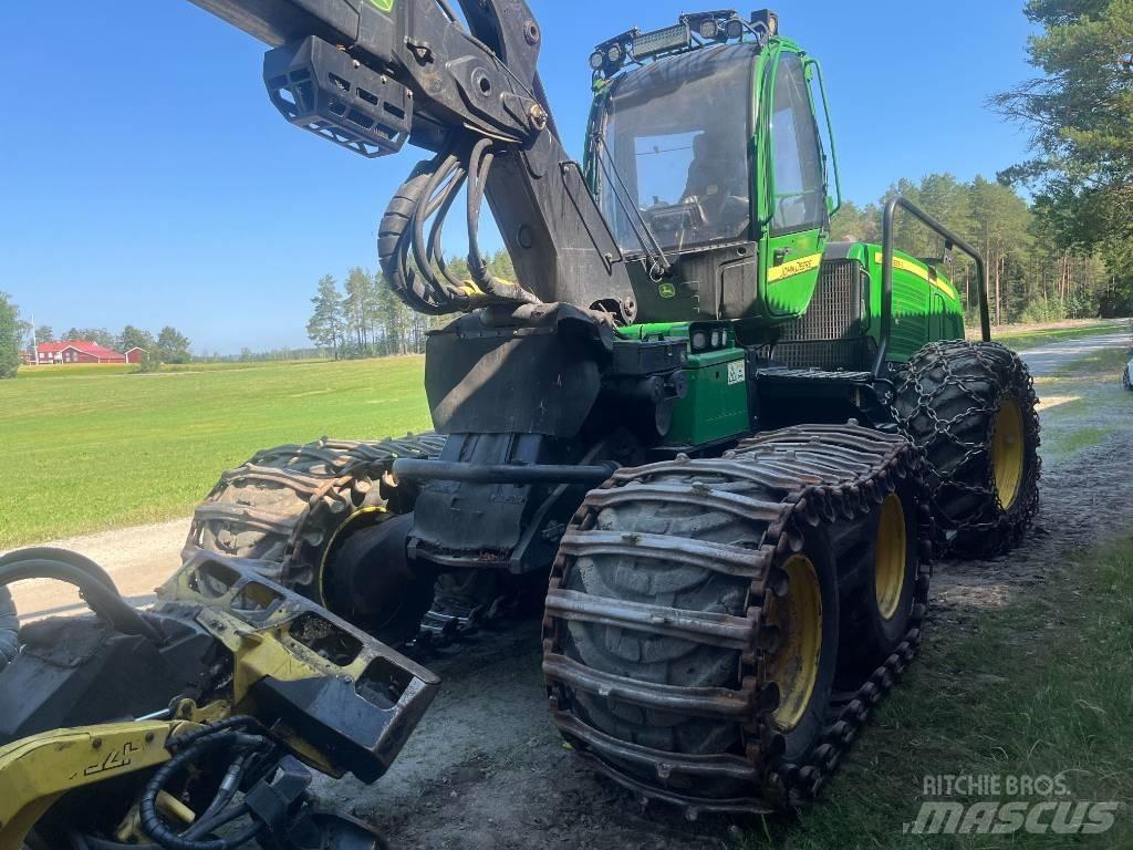 John Deere 1170 E Harvesters