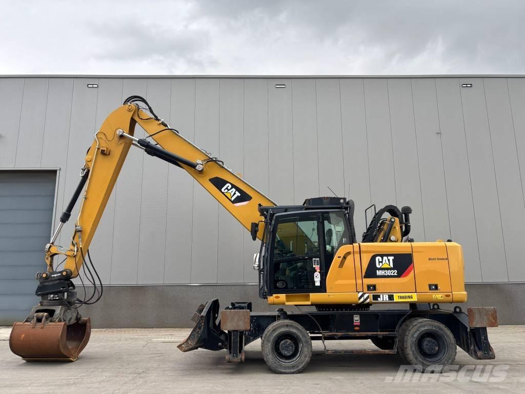 CAT MH 3022 Waste / Industry Handlers