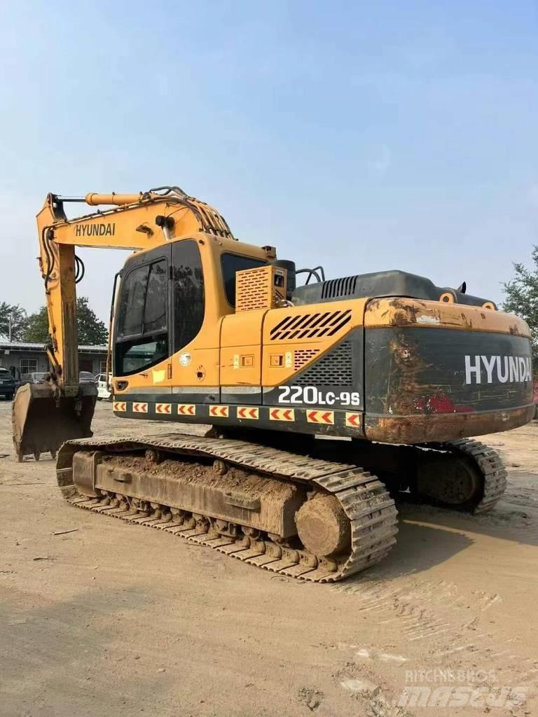 Hyundai 220lc-96 Crawler Excavators