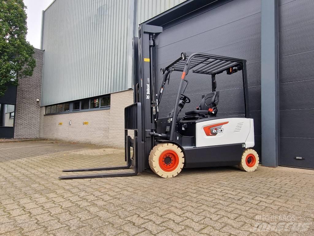 Bobcat B 30 X-7 Plus Electric Forklifts
