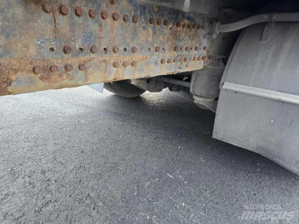 Volvo FM 330 Boom / Crane / Bucket Trucks