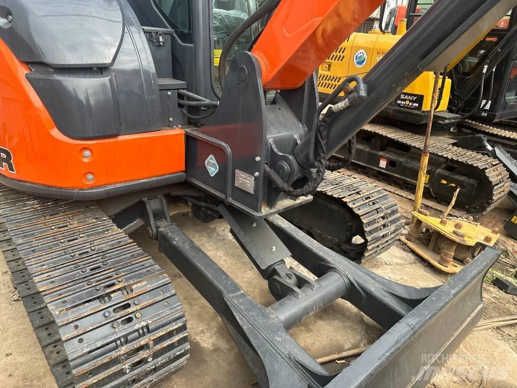 Hitachi ZX68USR-5A Mini Excavators <7t (Mini Diggers)