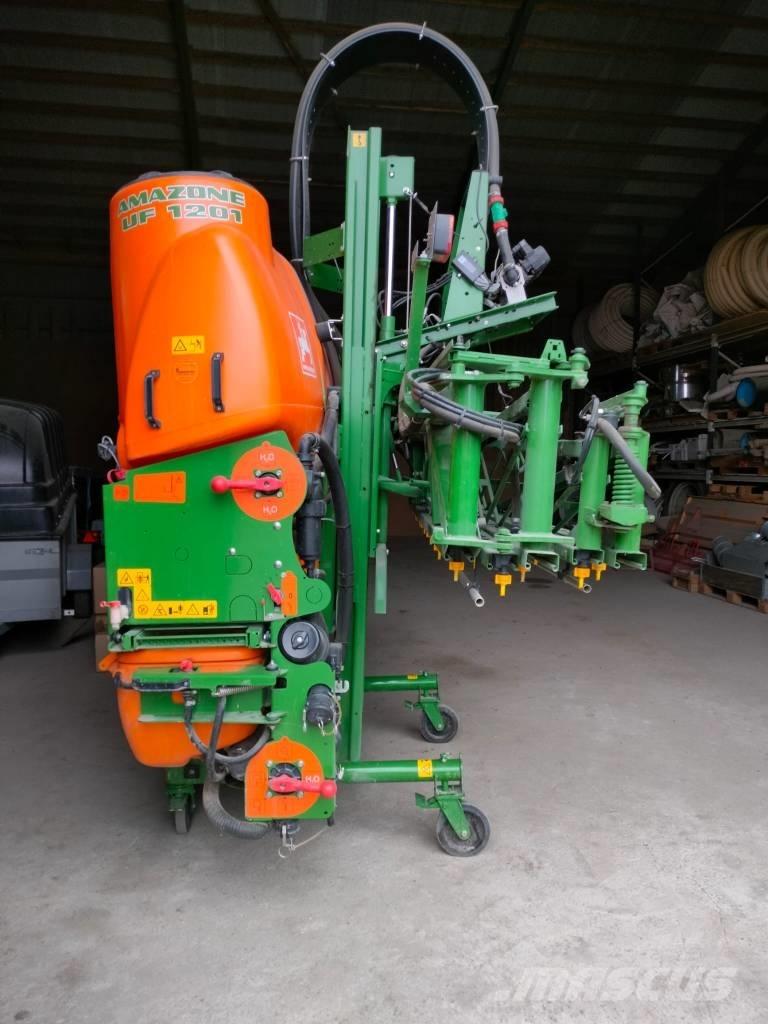 Amazone UF 1201 Mounted sprayers