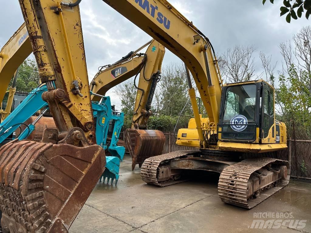 Komatsu PC 220-8 Crawler Excavators