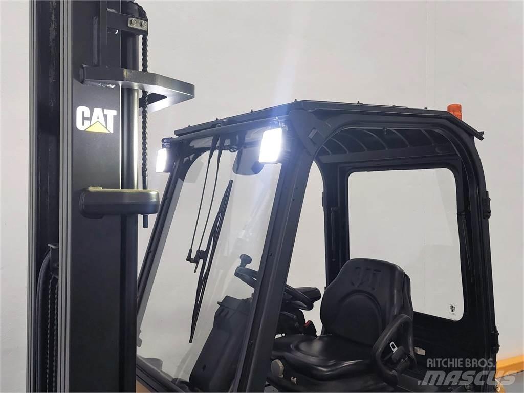 CAT EP16N Electric Forklifts