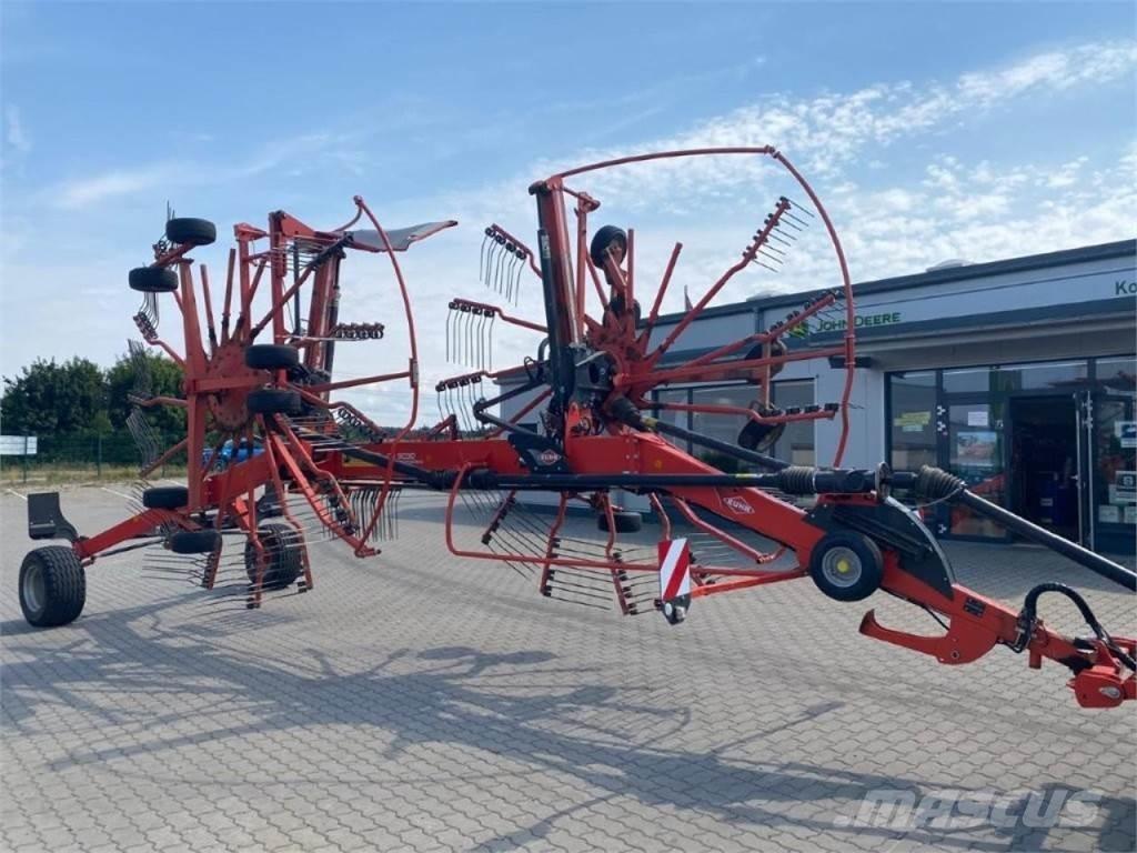 Kuhn GA 9030 Swathers \ Windrowers