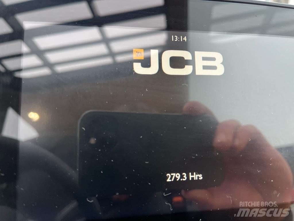 JCB 542-70 Agri Xtra Telescopic Handlers