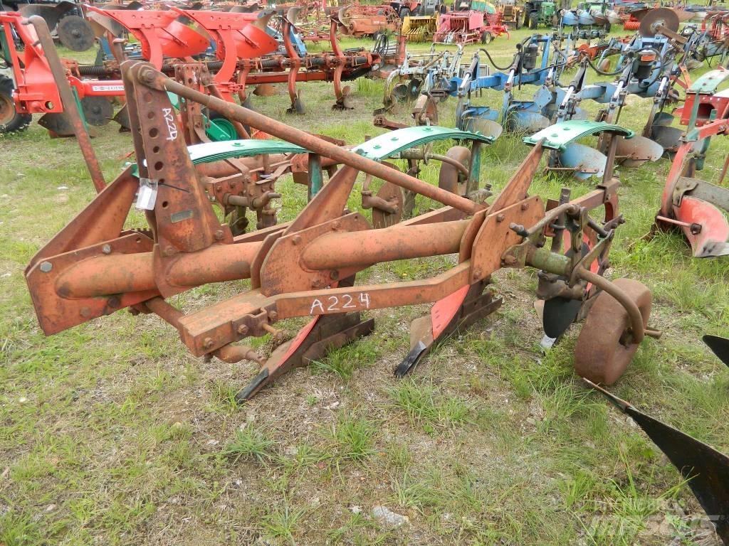 Kverneland 3k Plows