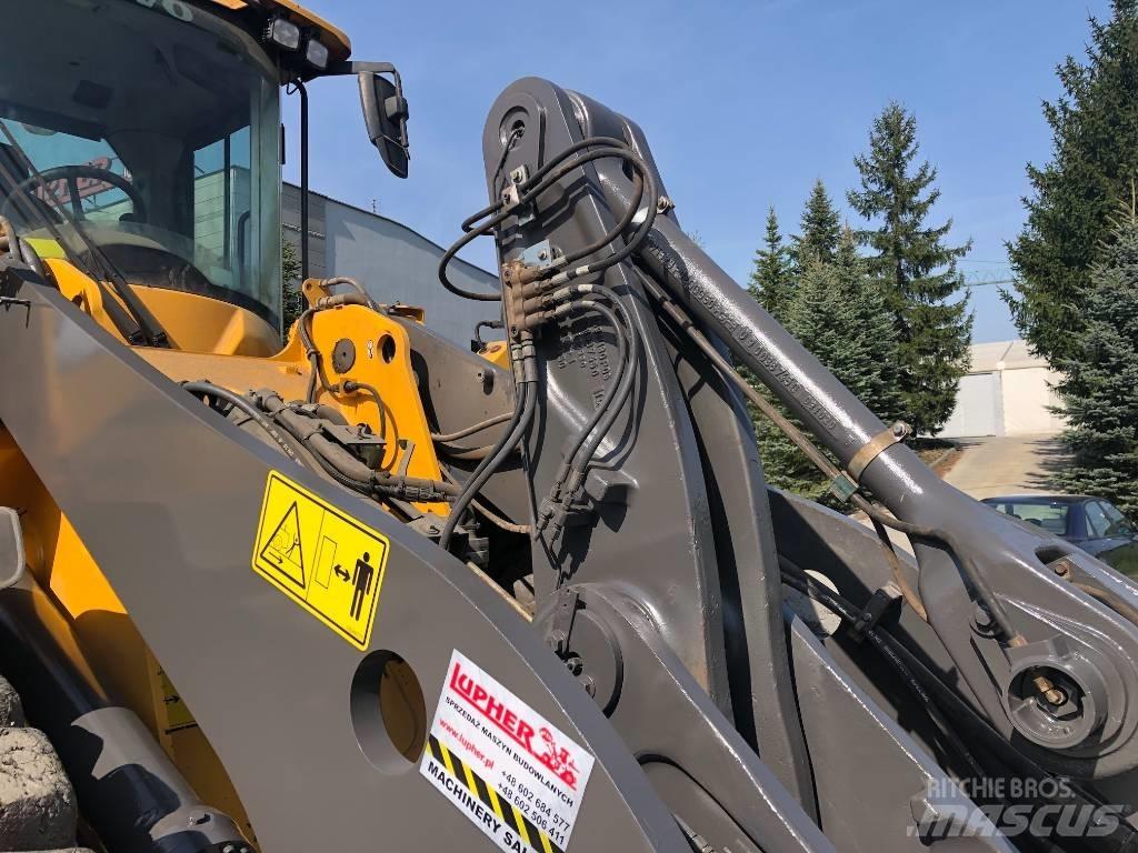 Volvo L90H Wheel Loaders