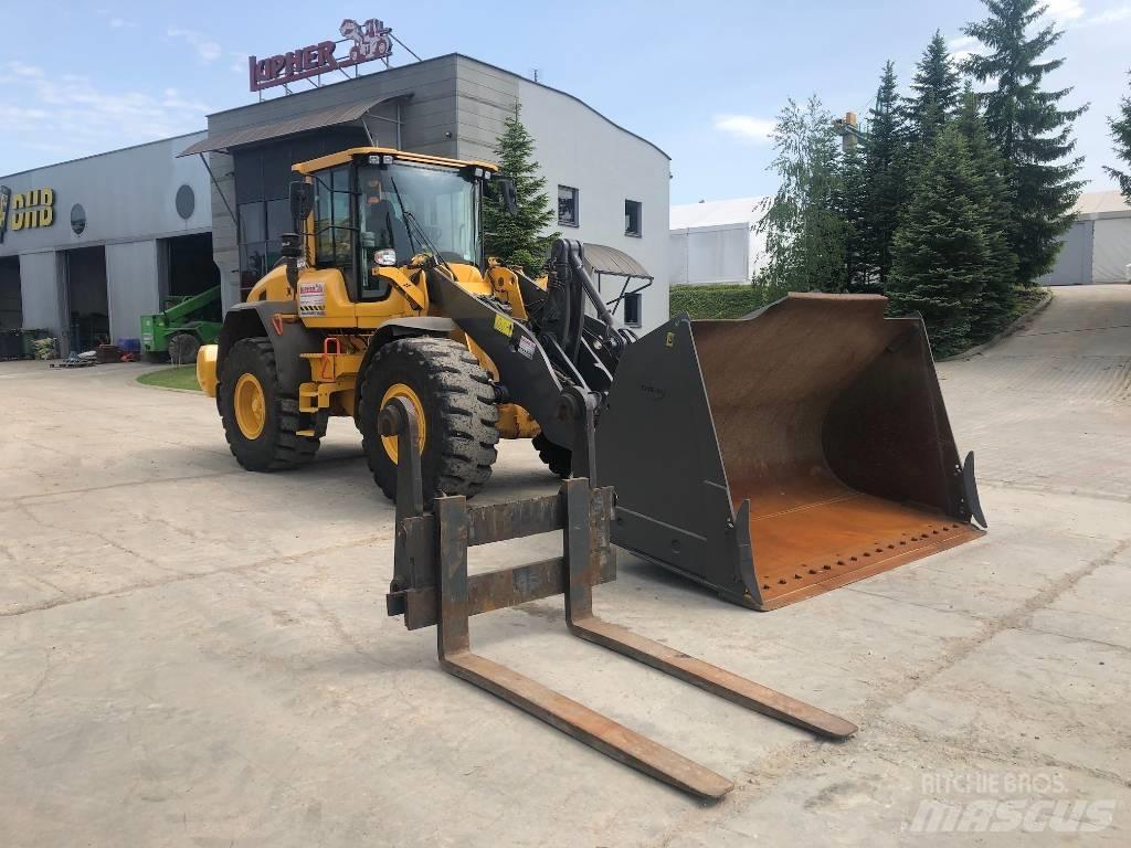 Volvo L90H Wheel Loaders