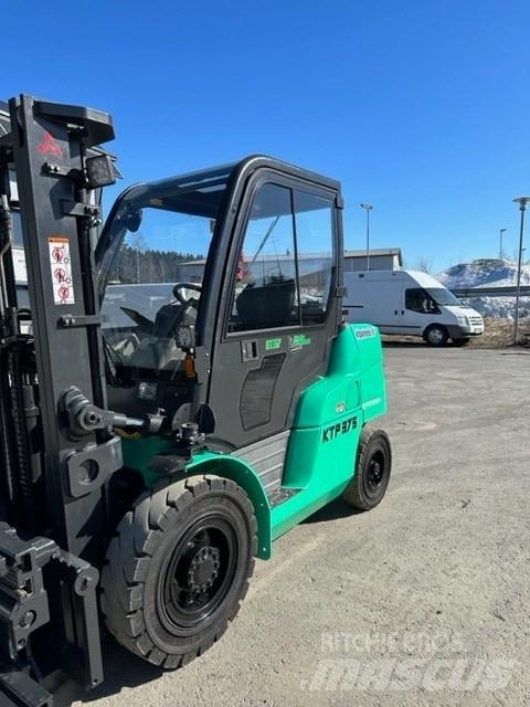 Mitsubishi FD40N Diesel Forklifts