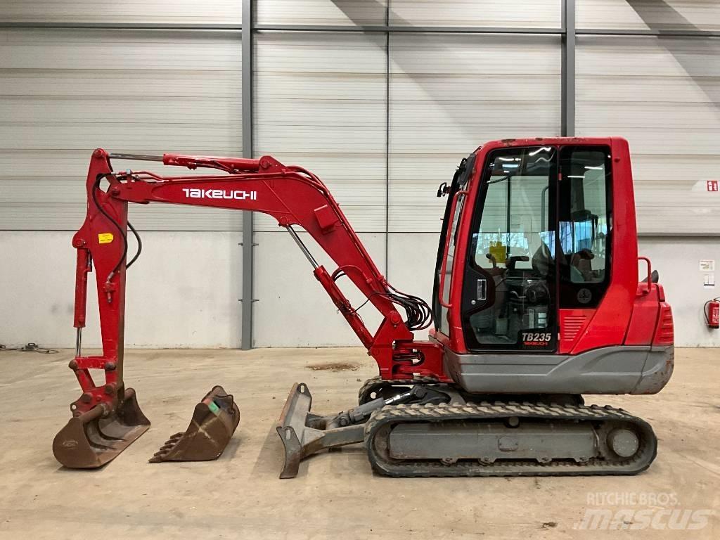 Takeuchi TB 235 Mini Excavators <7t (Mini Diggers)