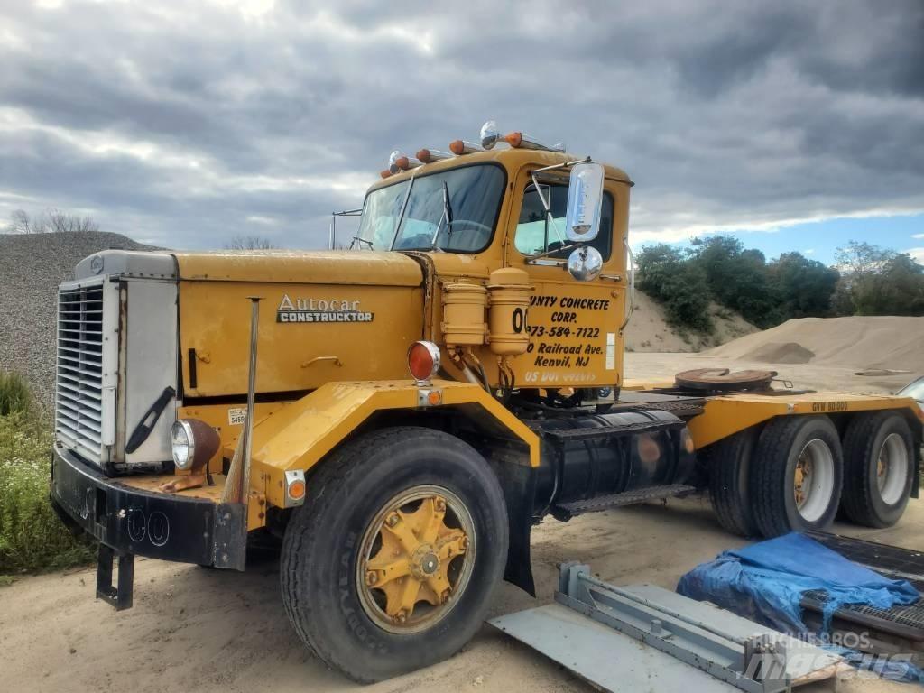 Autocar DC9964 Flatbed Trucks