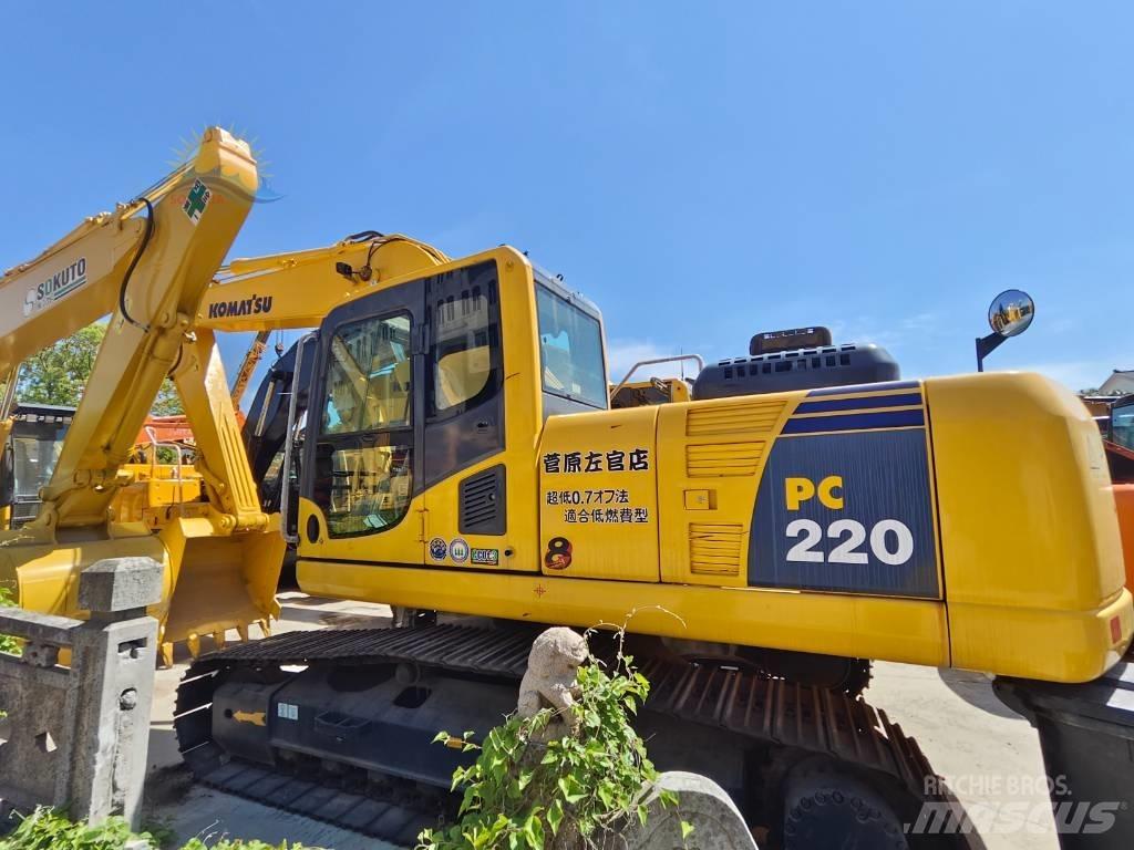 Komatsu PC 220-8 Crawler Excavators