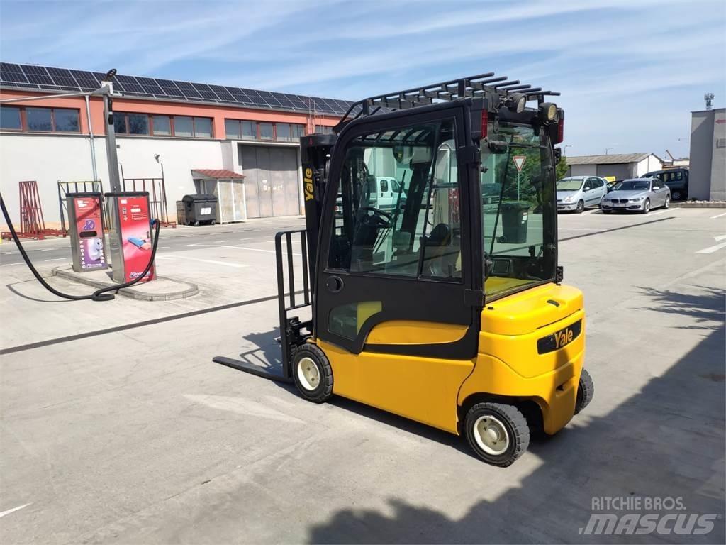 Yale ERP20VF Electric Forklifts