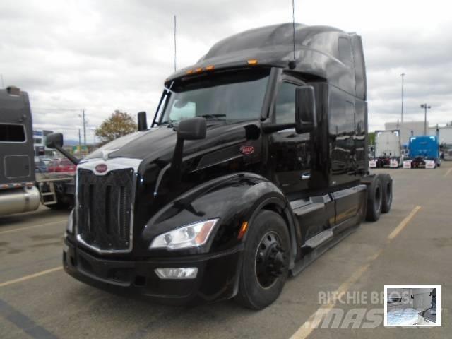 Peterbilt 579 Conventional Trucks / Tractor Trucks