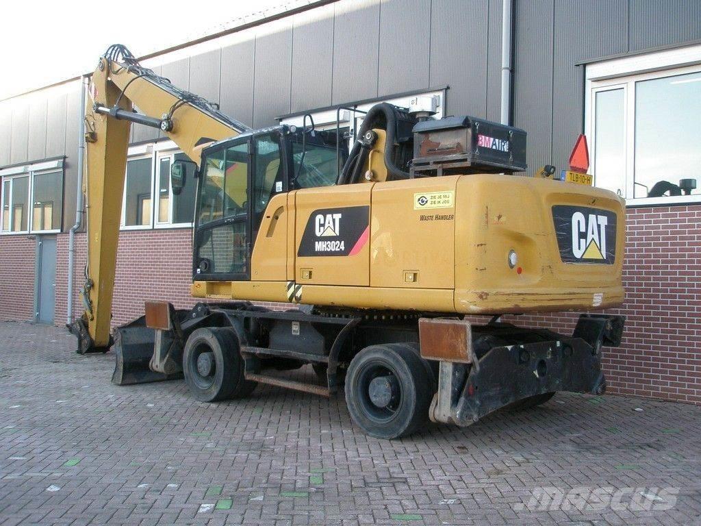 CAT MH3024 Waste / Industry Handlers