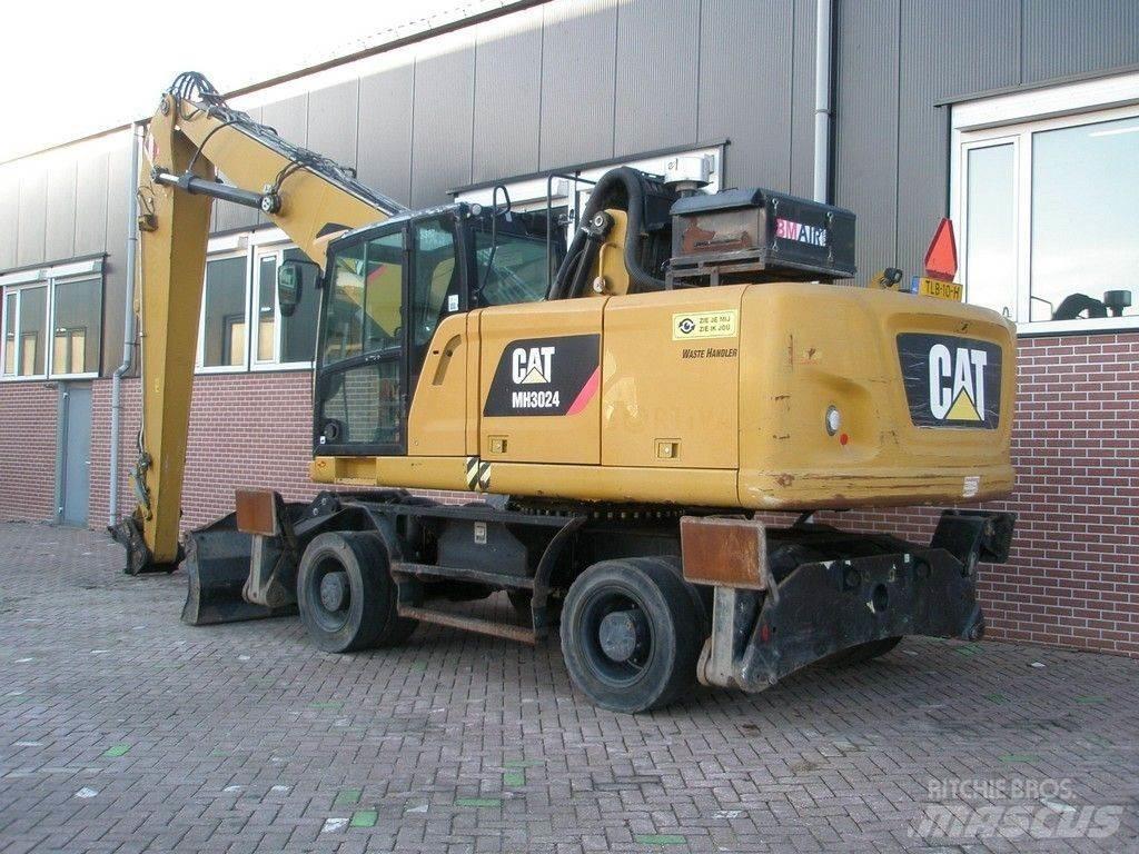 CAT MH3024 Waste / Industry Handlers