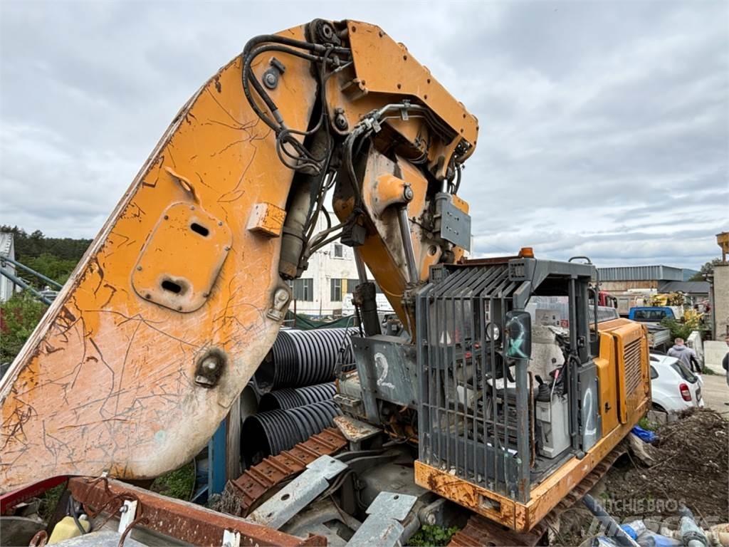 Liebherr R944C Other