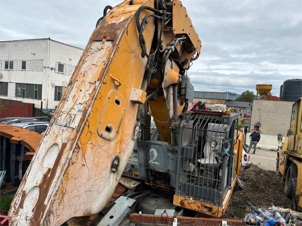 Liebherr R944C Other