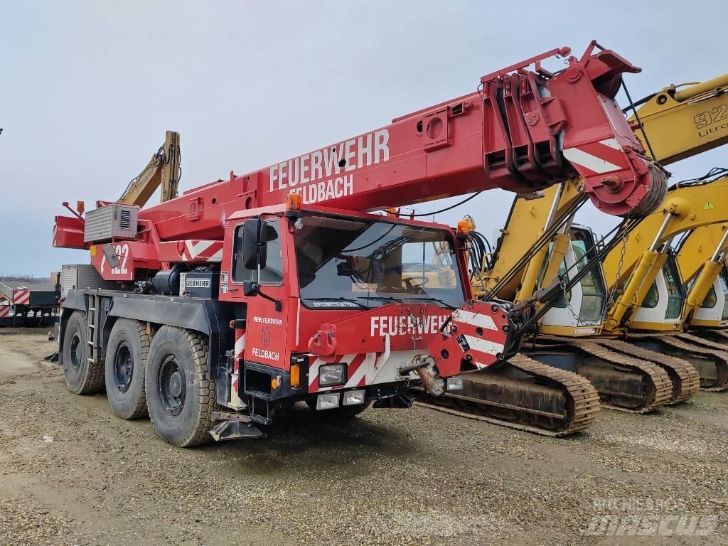 Liebherr LTM 1040 Mobile and all terrain cranes