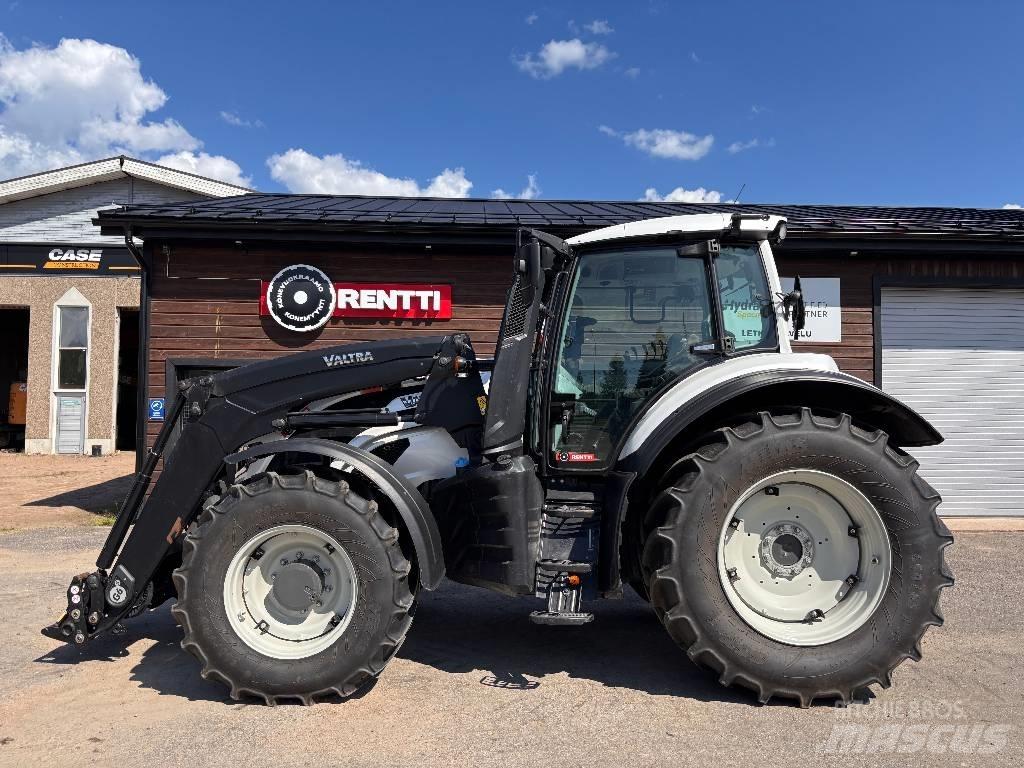Valtra T 145 Active Tractors