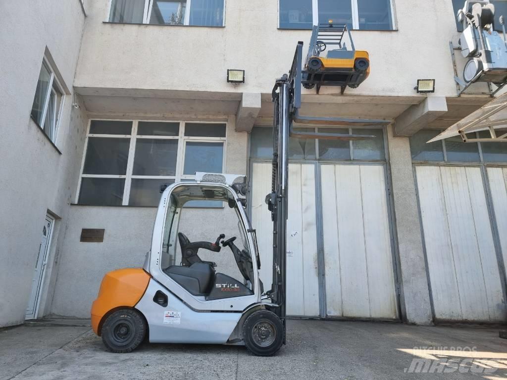 Still RX70-30 Diesel Forklifts