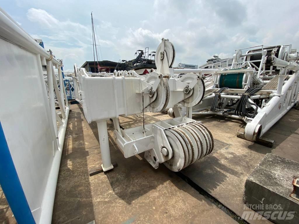Kobelco SL 6000 Crawler Cranes