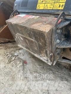 Godet MB BF 120.4 Crushing buckets