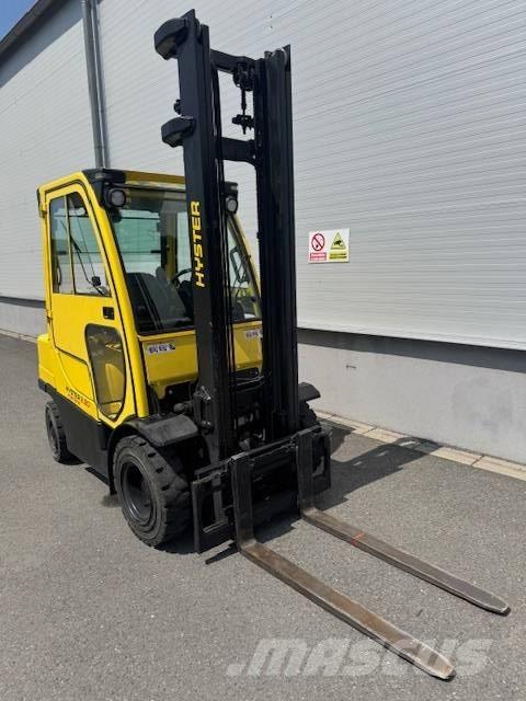 Hyster H2.5FT LPG trucks