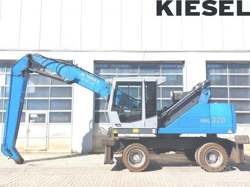 Fuchs MHL 320 D Waste / Industry Handlers